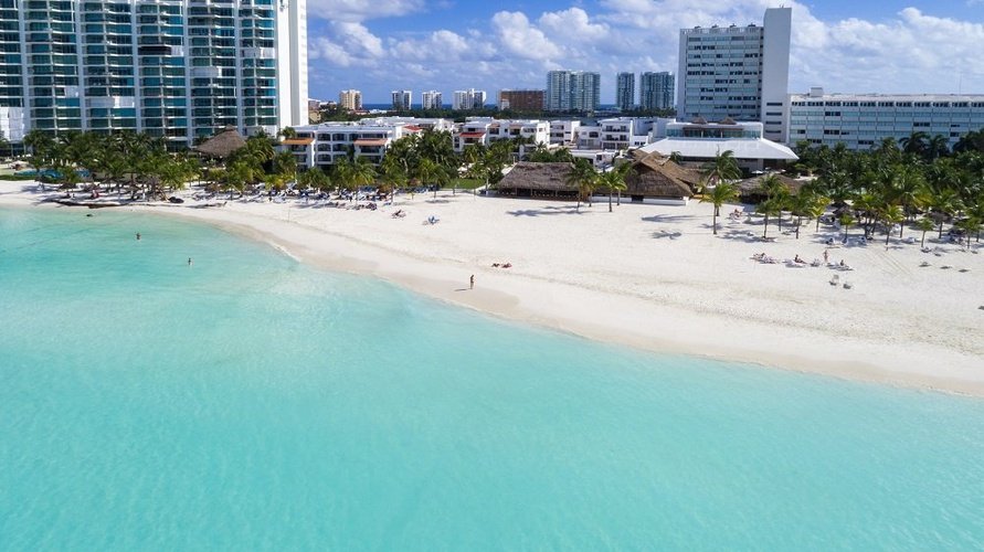 The beach area Beachscape Kin Ha Villas & Suites Cancún Cancun