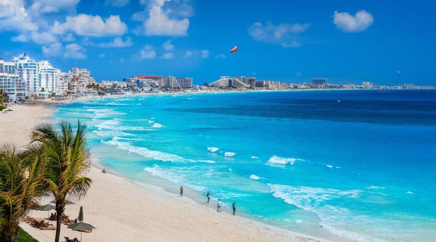 Celebrate Independence Day by the Beach: A Mexican Getaway to Cancún in September Beachscape Kin Ha Villas & Suites Cancún Cancun Celebrate Independence Day by the Beach: A Mexican Getaway to Cancún in September Beachscape Kin Ha Villas & Suites Cancún Cancun